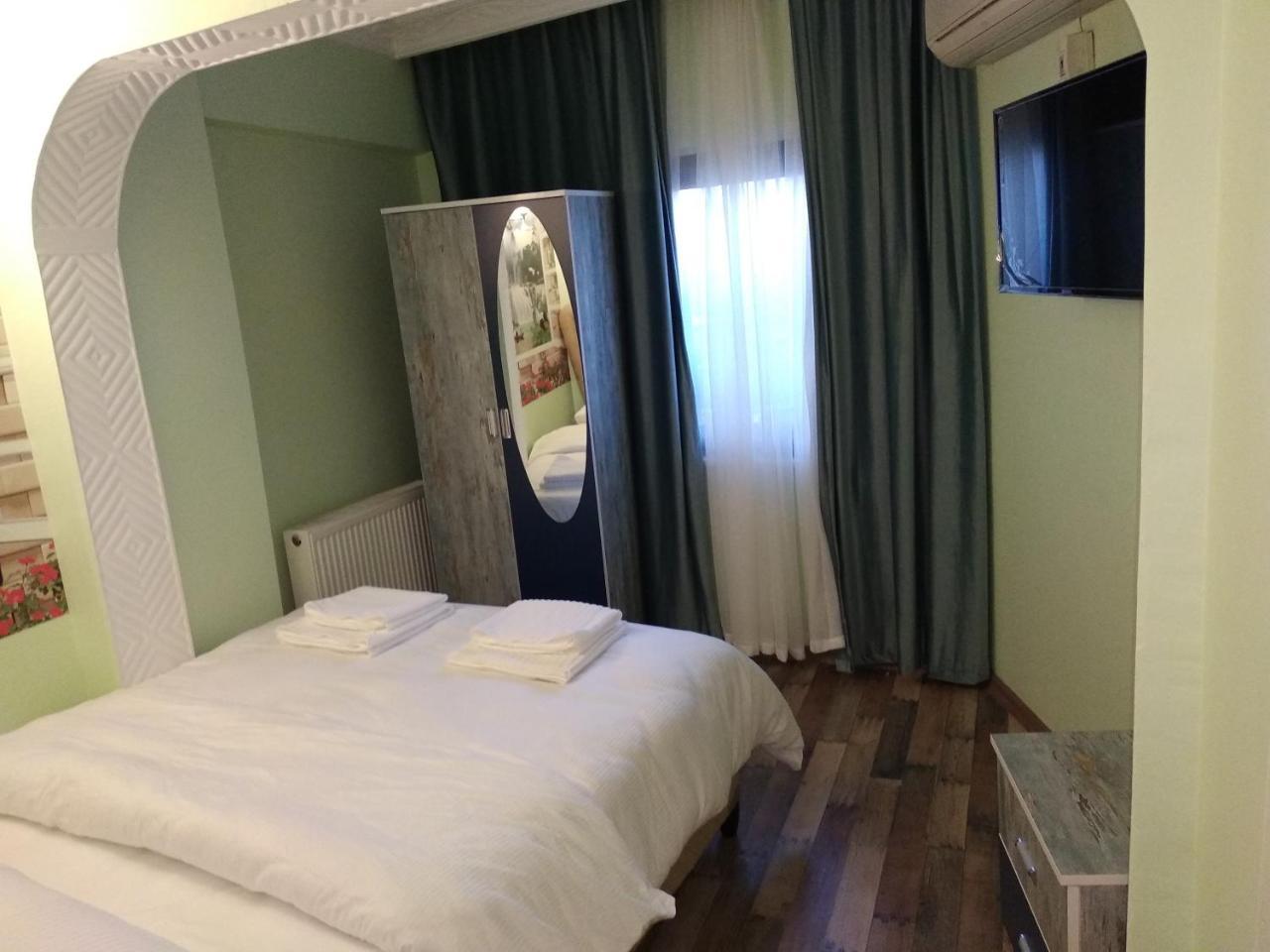 Istanbul City Center Hotel Bagian luar foto